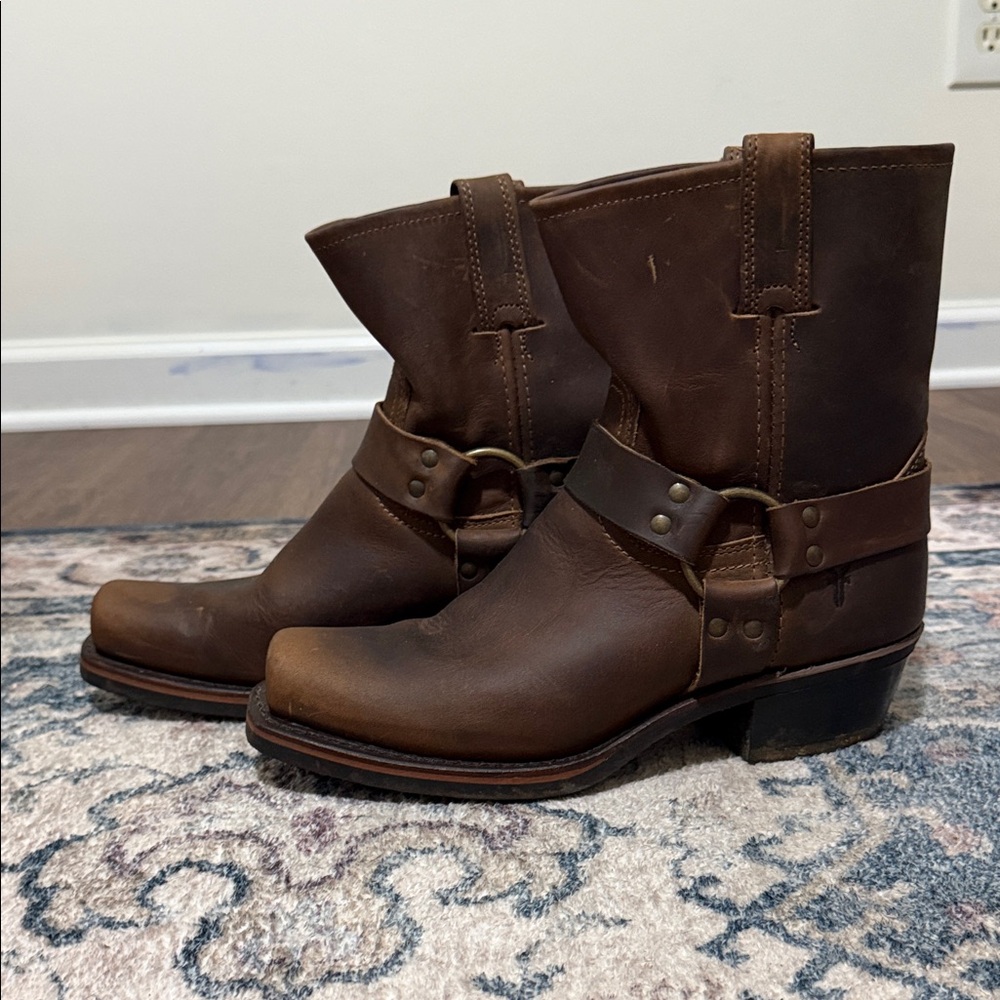 Frye Dark Brown Leather Harness 8R Boots
